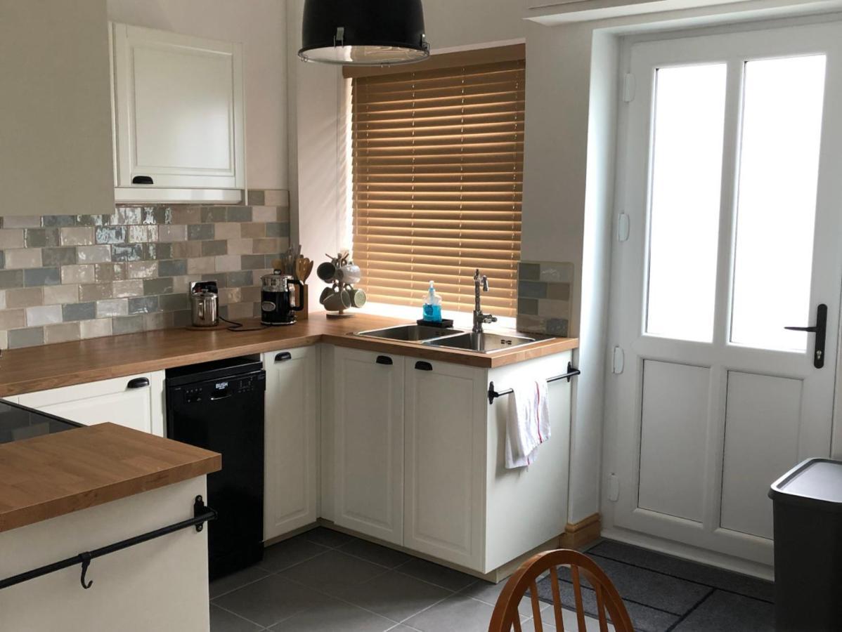 Quarry Near Hawes, Yorkshire Dales, Pet Free *